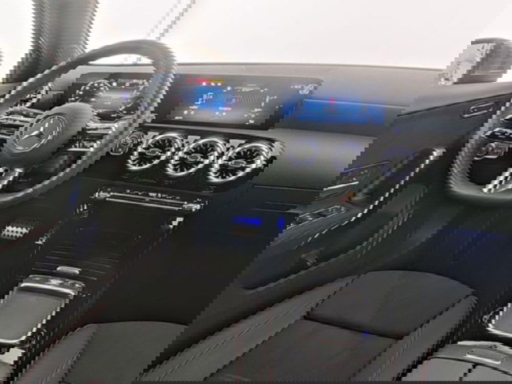 Mercedes-Benz Classe A usata a Milano (7)
