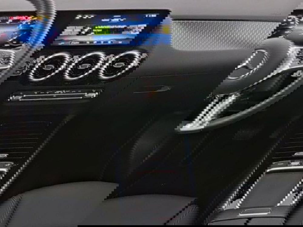 Mercedes-Benz GLA SUV usata a Milano (8)