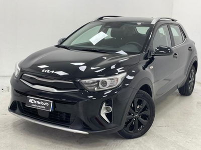 Kia Stonic 1.0 T-GDi 100 CV MHEV iMT Style del 2021 usata a Lurate Caccivio