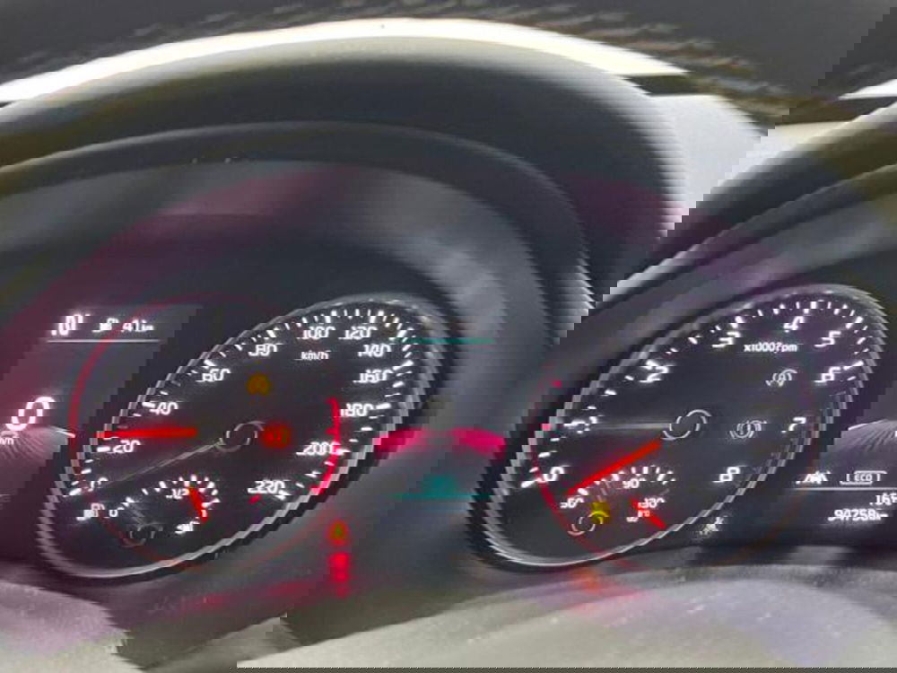 Kia Stonic usata a Como (12)