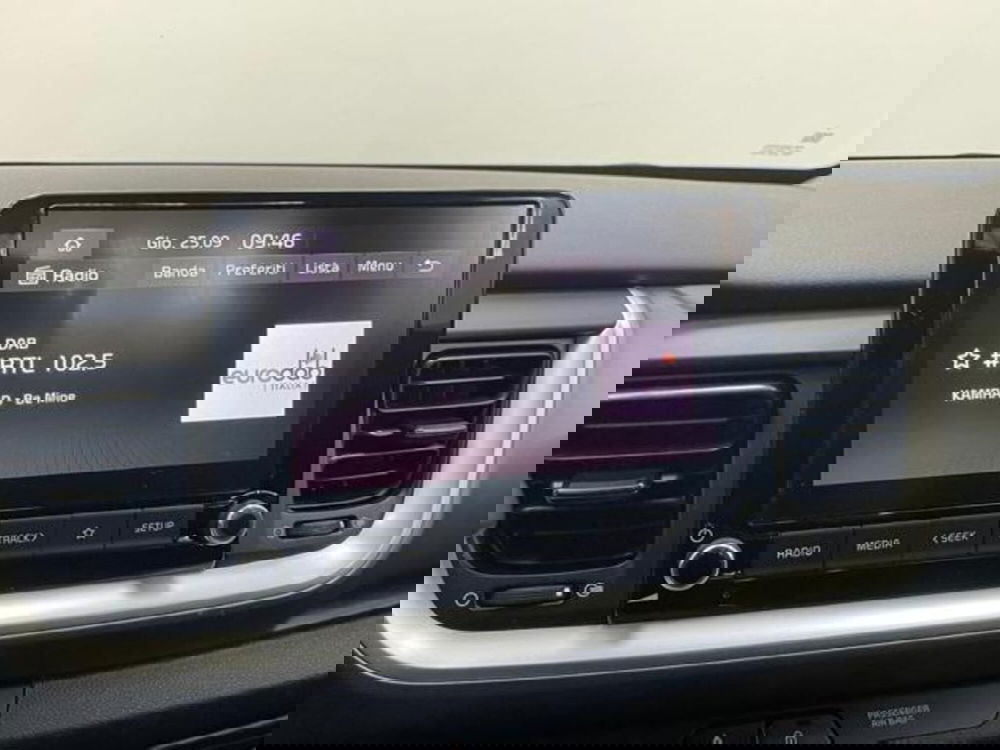 Kia Stonic usata a Como (13)