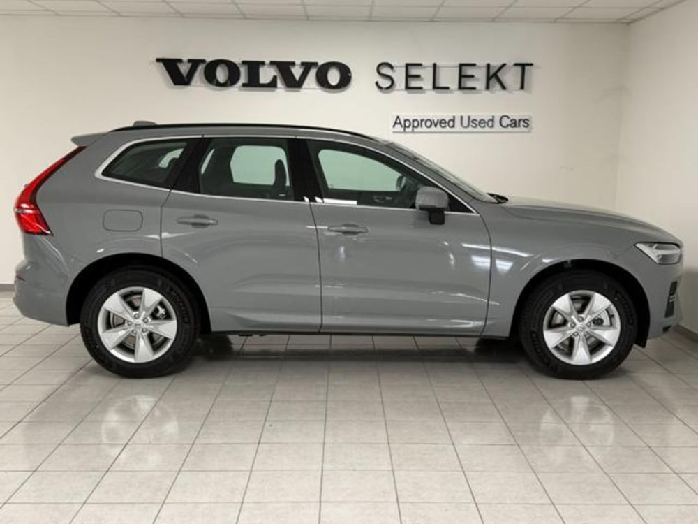 Volvo XC60 nuova a Como (5)