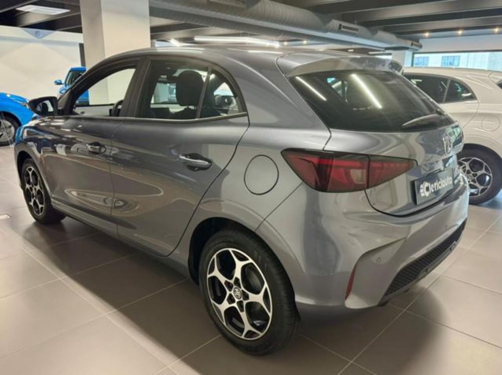 Mg MG3 nuova a Como (2)