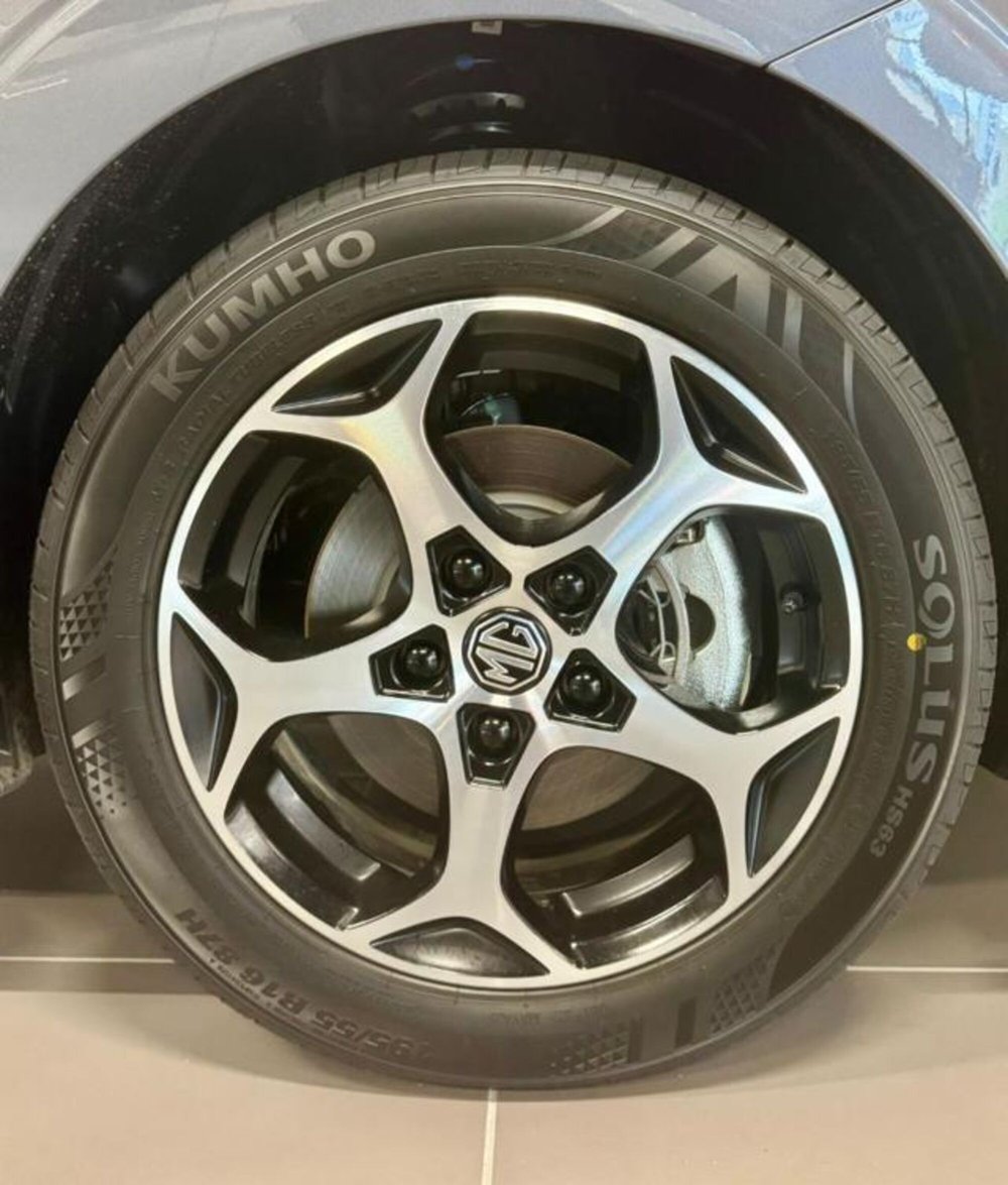 Mg MG3 nuova a Como (6)