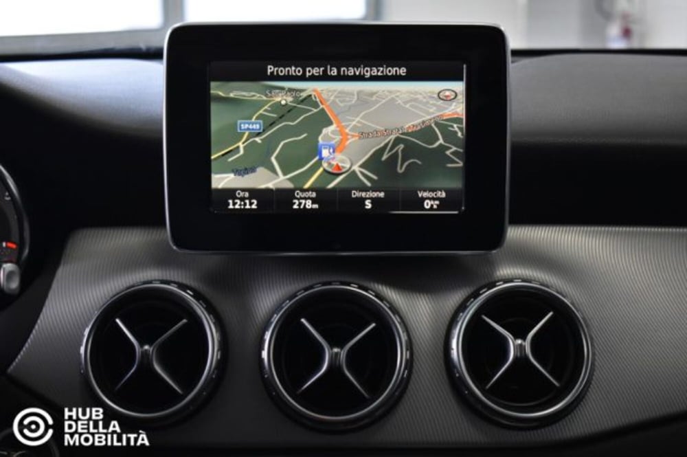 Mercedes-Benz GLA SUV usata a Perugia (14)