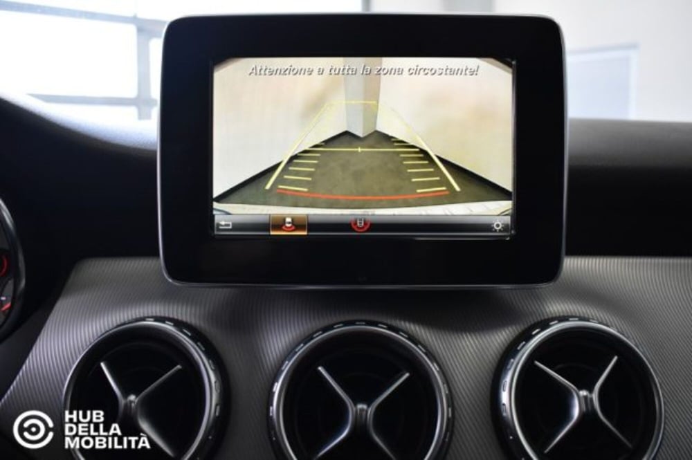 Mercedes-Benz GLA SUV usata a Perugia (15)
