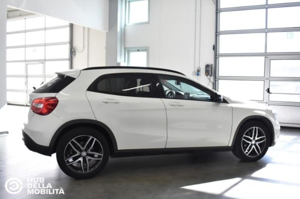 Mercedes-Benz GLA SUV usata a Perugia (6)