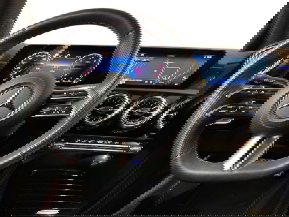 Mercedes-Benz Classe A usata a Bologna (11)