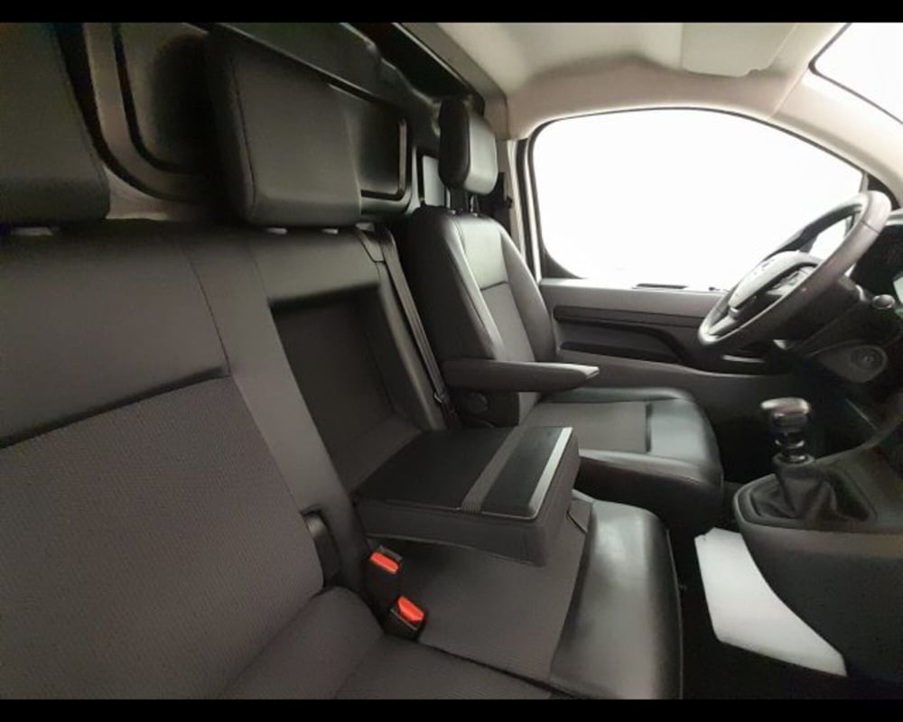 Opel Vivaro Furgone usata a Alessandria (12)