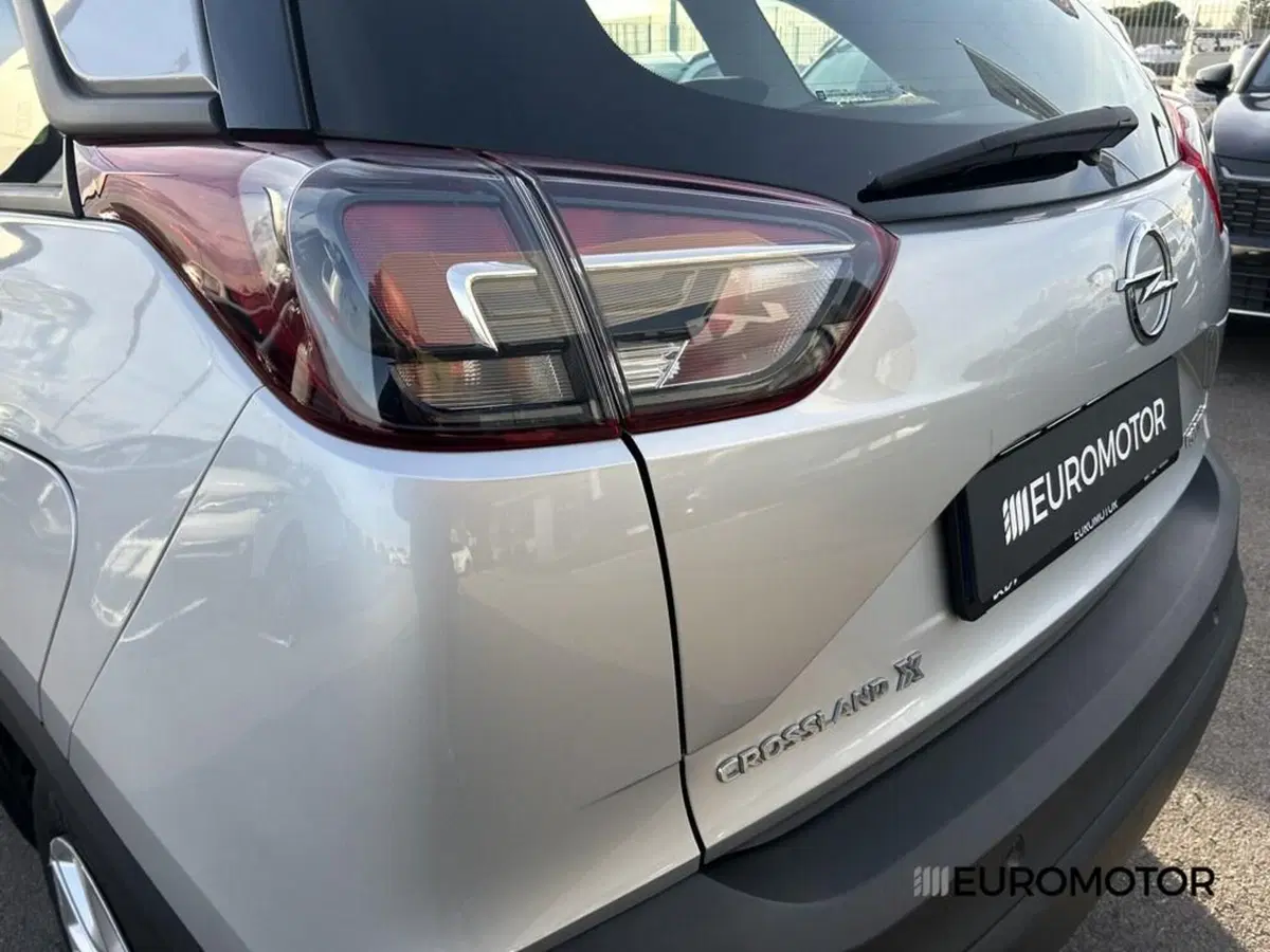 Opel Crossland X usata a Bari (10)