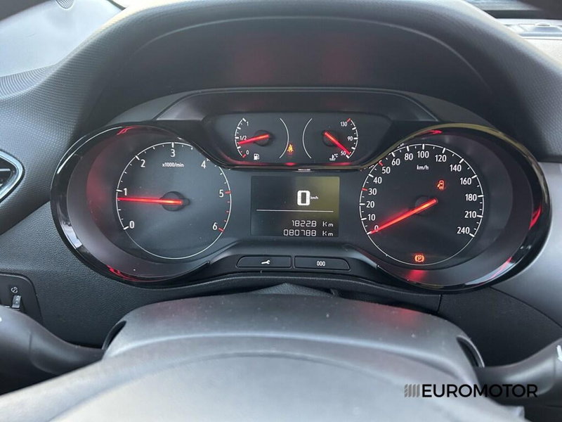 Opel Crossland X usata a Bari (15)