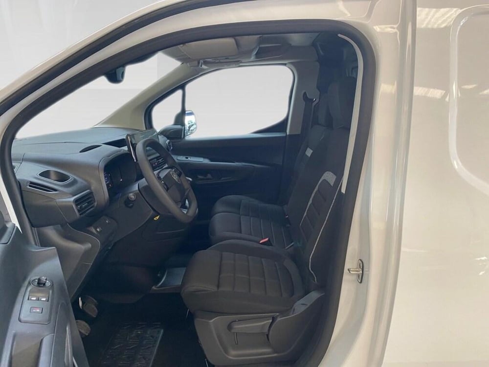 Citroen Berlingo Furgone nuova a Torino (6)