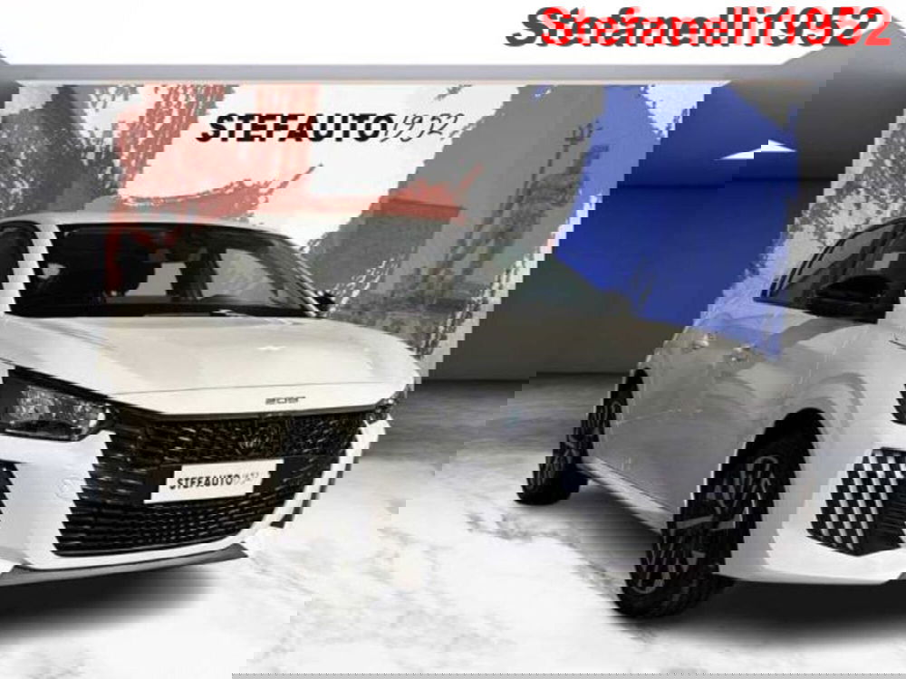 Peugeot 208 nuova a Bologna