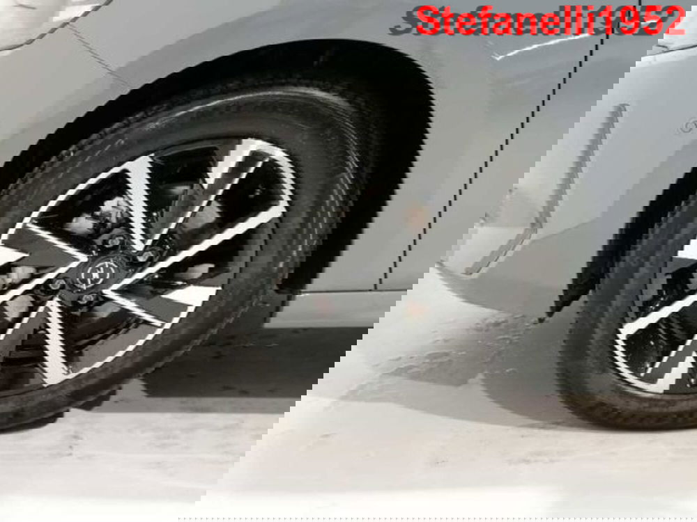 Opel Corsa nuova a Bologna (8)