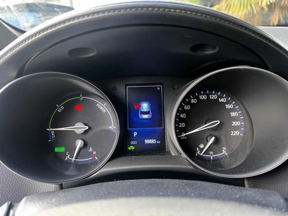 Toyota Toyota C-HR usata a Sassari (12)