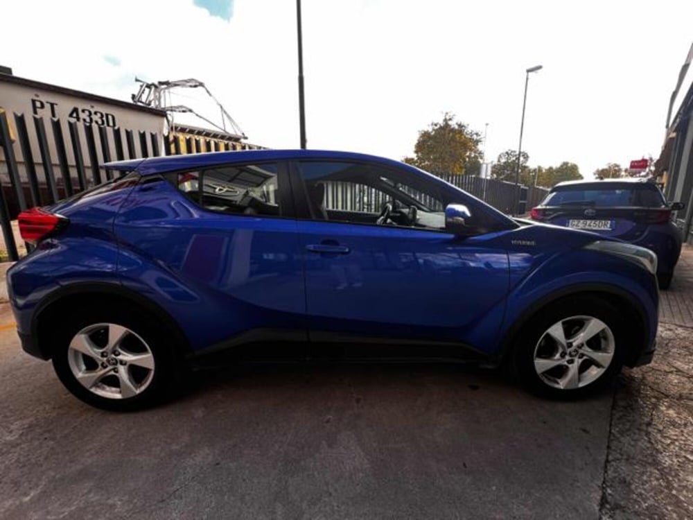 Toyota Toyota C-HR usata a Sassari (5)