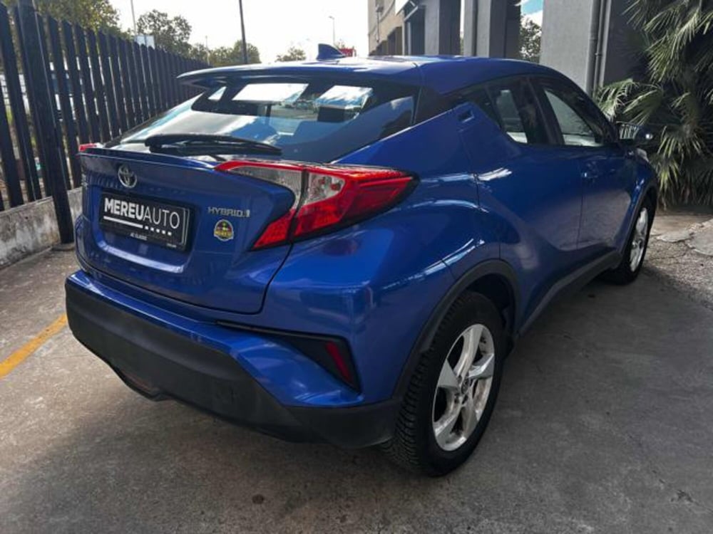 Toyota Toyota C-HR usata a Sassari (6)