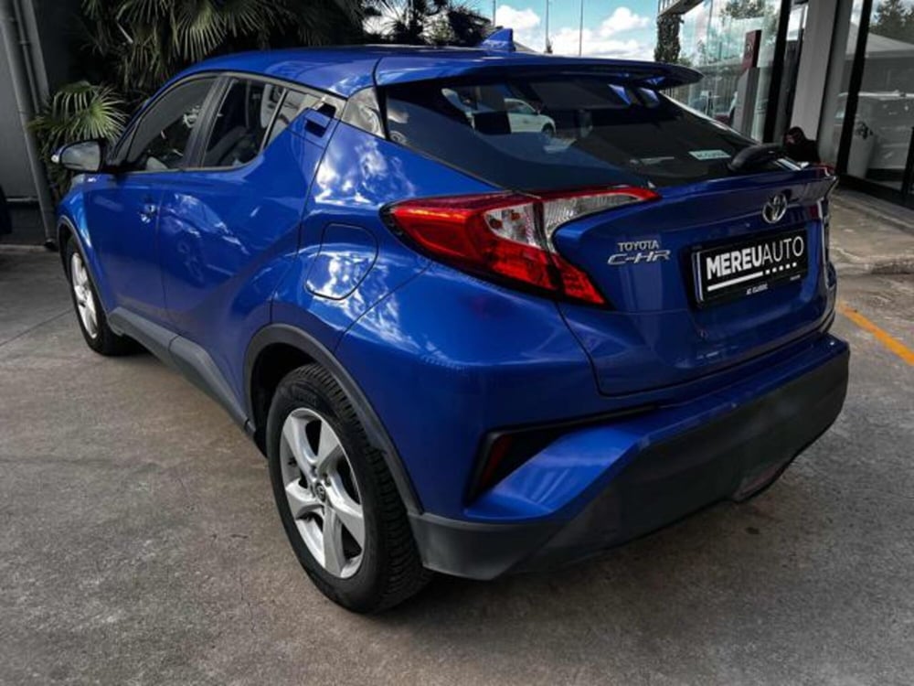 Toyota Toyota C-HR usata a Sassari (8)
