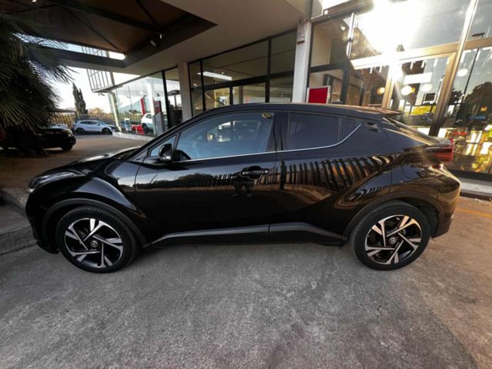 Toyota Toyota C-HR usata a Sassari (4)