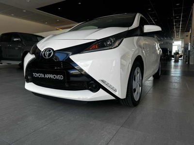 Toyota Aygo 1.0 VVT-i 69 CV 5 porte x-play TSS del 2018 usata a Sassari