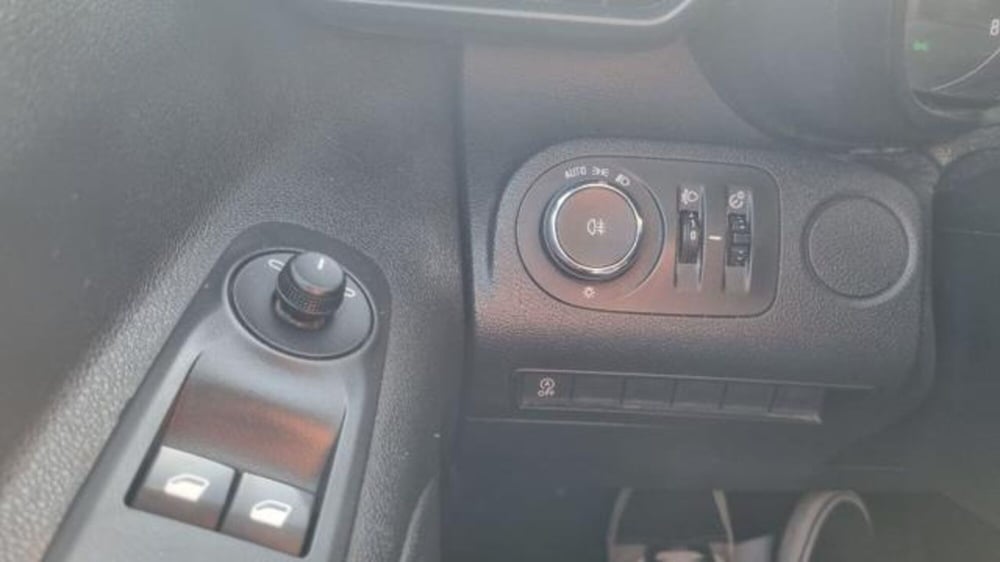 Opel Combo Furgone usata a Savona (14)