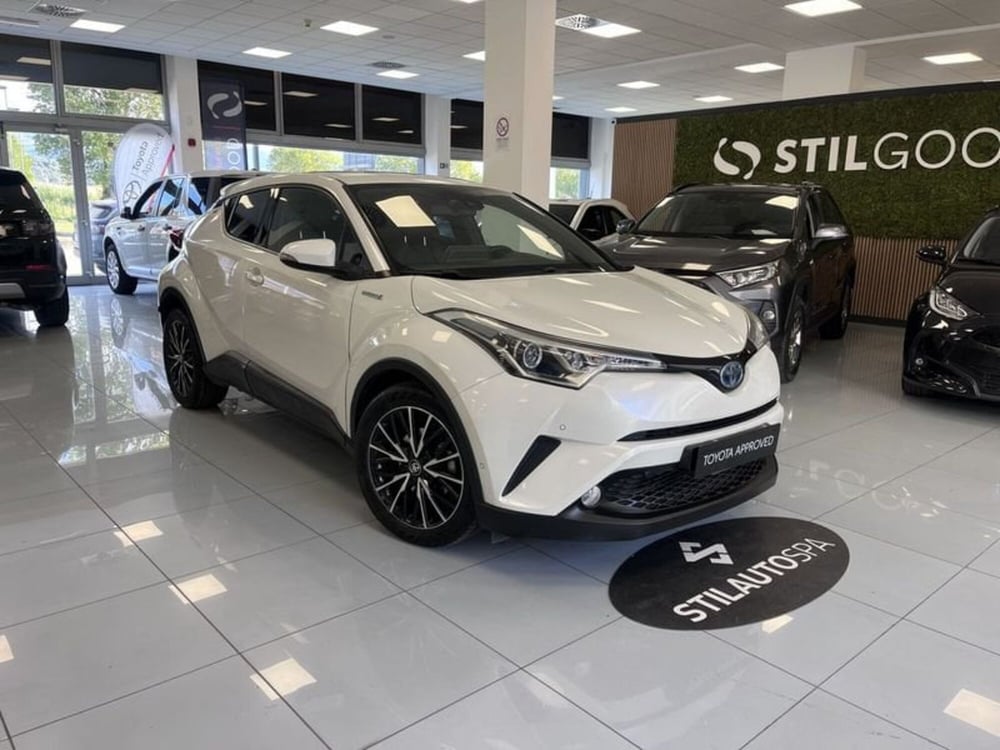 Toyota Toyota C-HR usata a Prato (3)