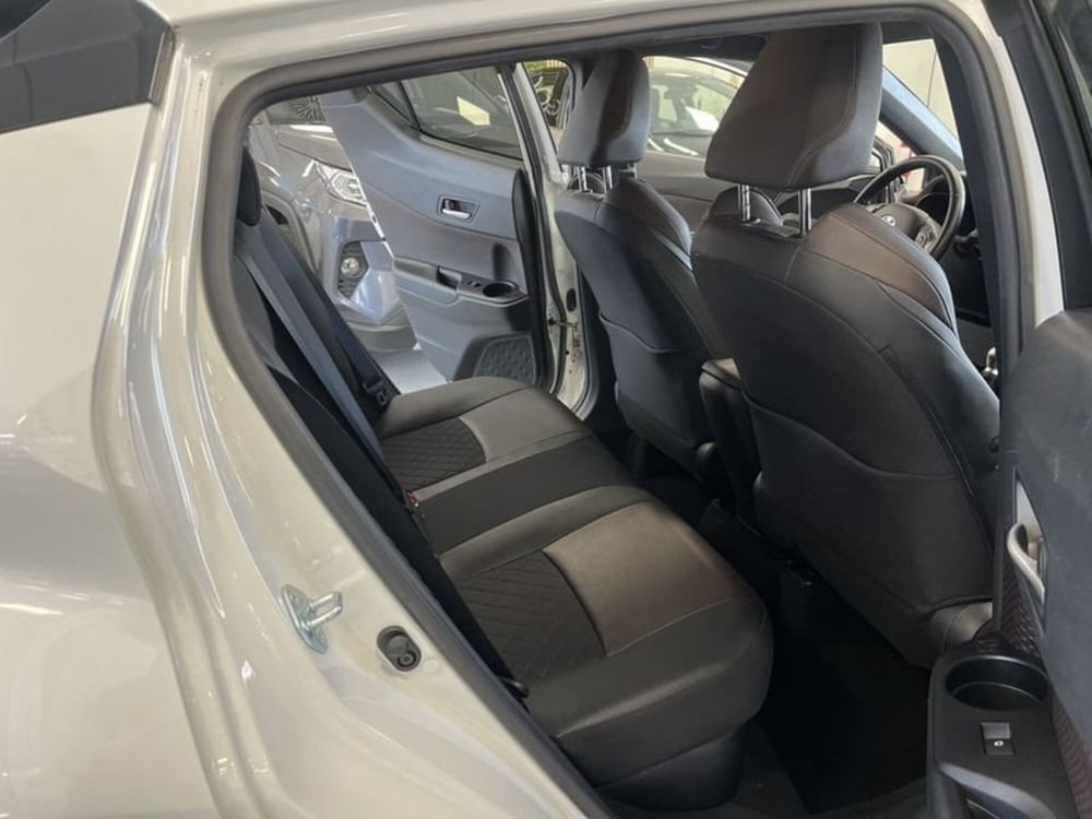 Toyota Toyota C-HR usata a Prato (9)