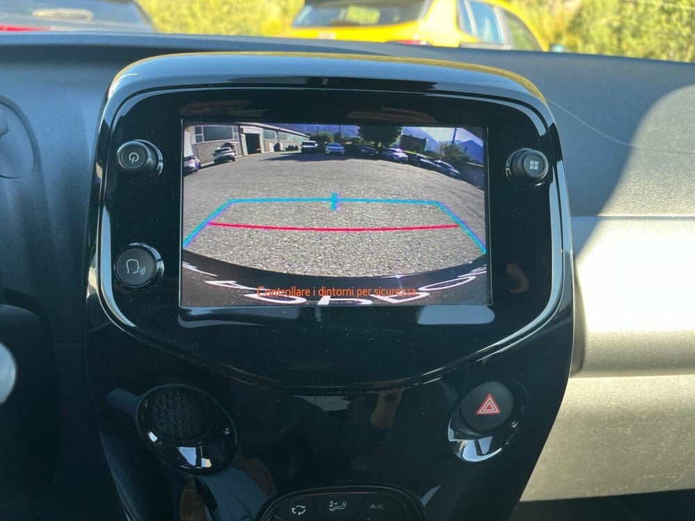 Toyota Aygo usata a Lecco (15)