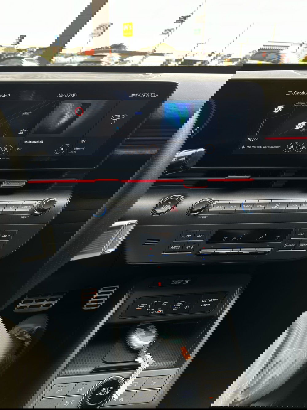 Hyundai Kona usata a Vercelli (11)