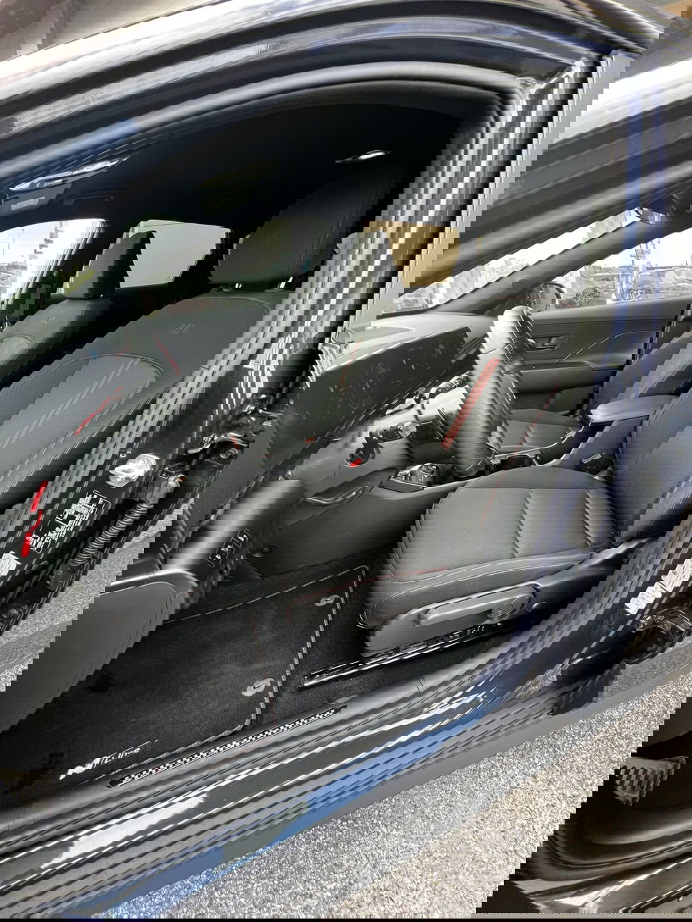 Hyundai Kona usata a Vercelli (7)