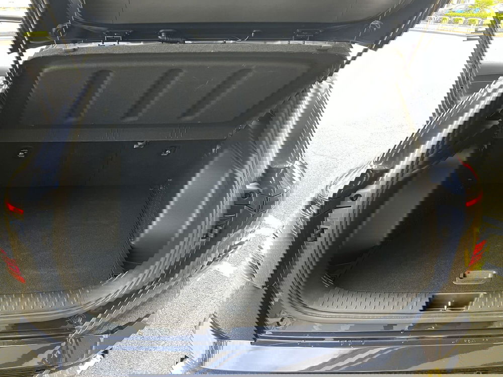 Hyundai Kona usata a Vercelli (8)