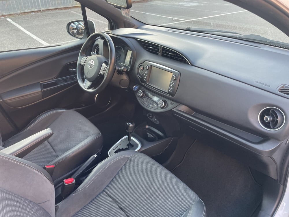 Toyota Yaris usata a Piacenza (11)