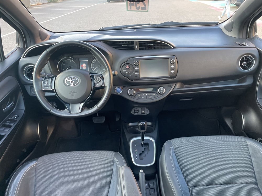 Toyota Yaris usata a Piacenza (13)