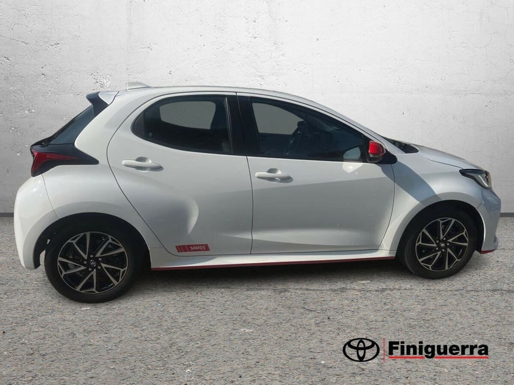 Toyota Yaris usata a Lecco (6)