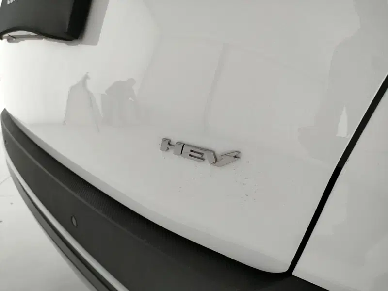 Omoda Omoda 5 SHS-H nuova a Caserta (11)
