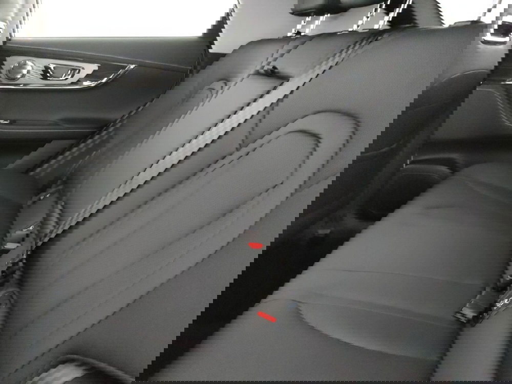 Omoda Omoda 5 SHS-H nuova a Caserta (19)