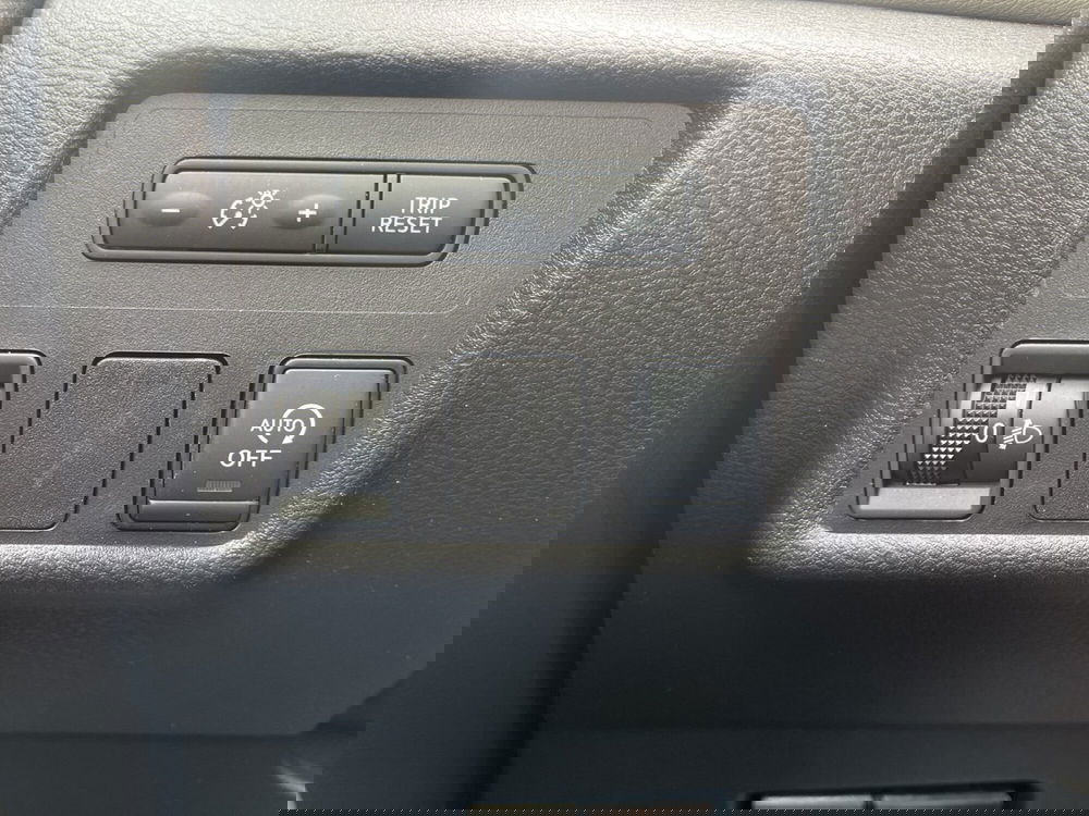 Nissan Micra usata a Ragusa (14)