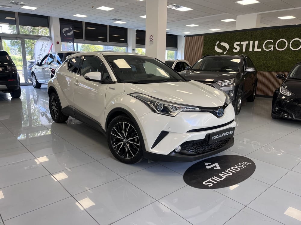 Toyota Toyota C-HR usata a Prato (3)