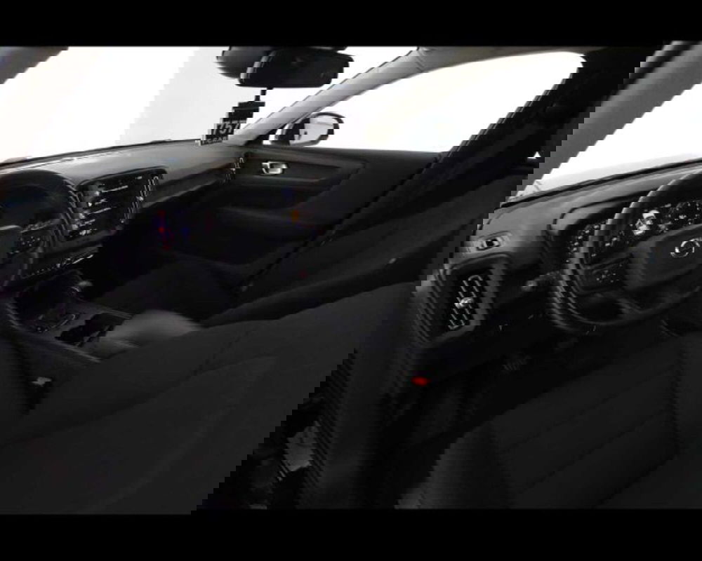Volvo XC40 usata a Bologna (9)