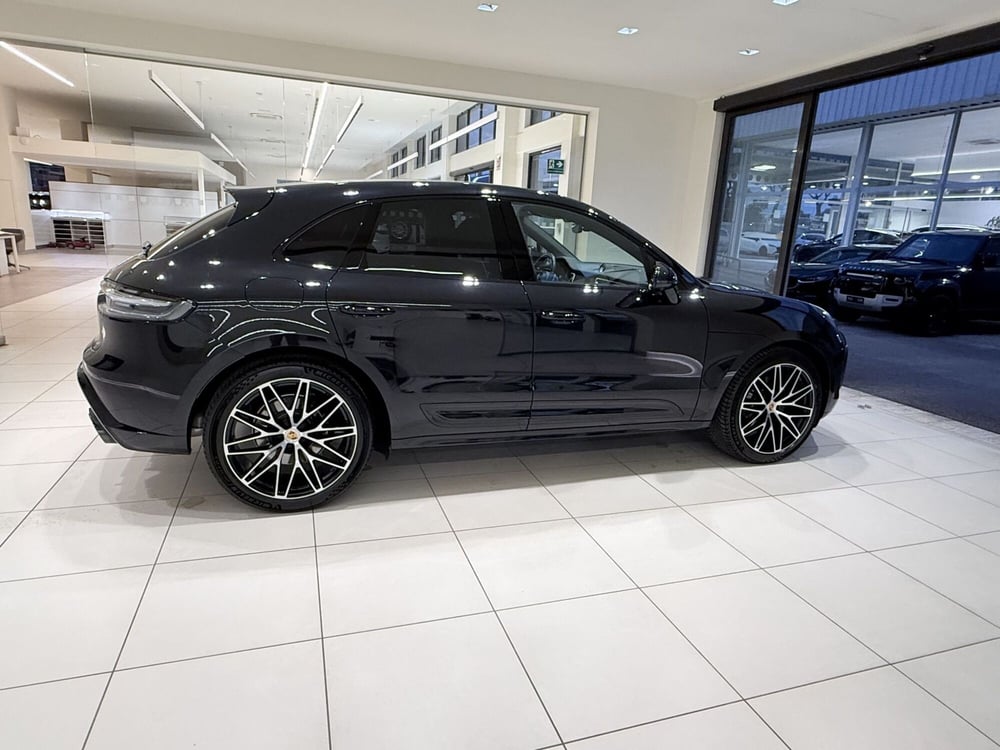 Porsche Macan usata a Latina (3)
