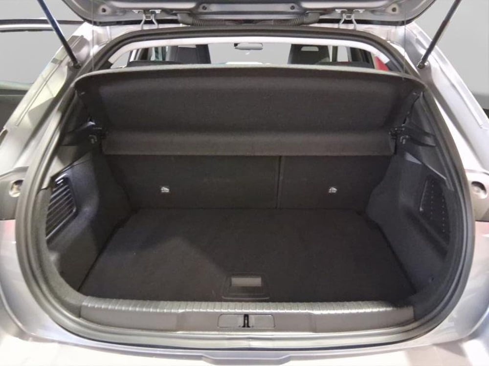 Opel Mokka usata a Genova (17)