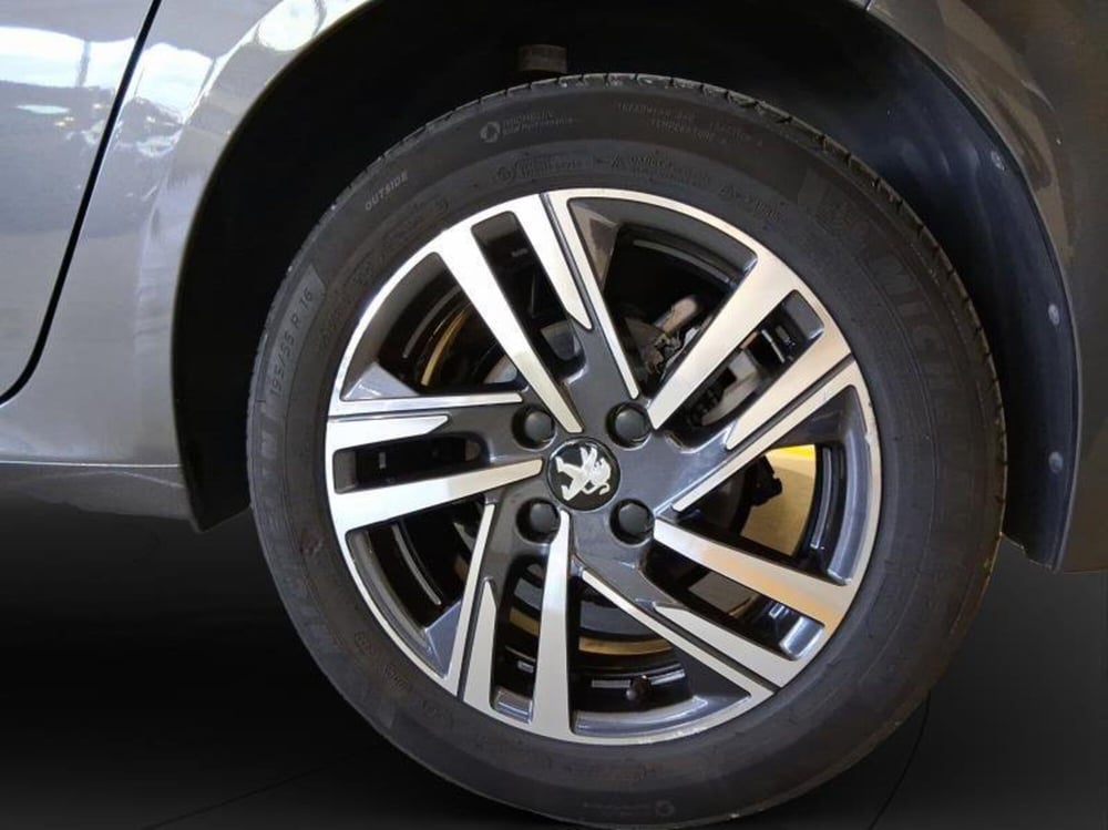 Peugeot 208 usata a Genova (18)