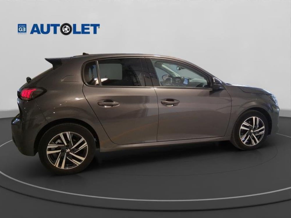 Peugeot 208 usata a Genova (4)