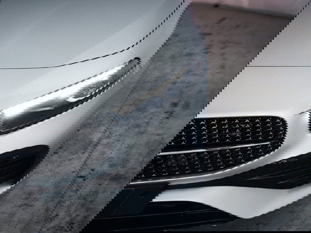 Mercedes-Benz Classe A Sedan nuova a Macerata (20)