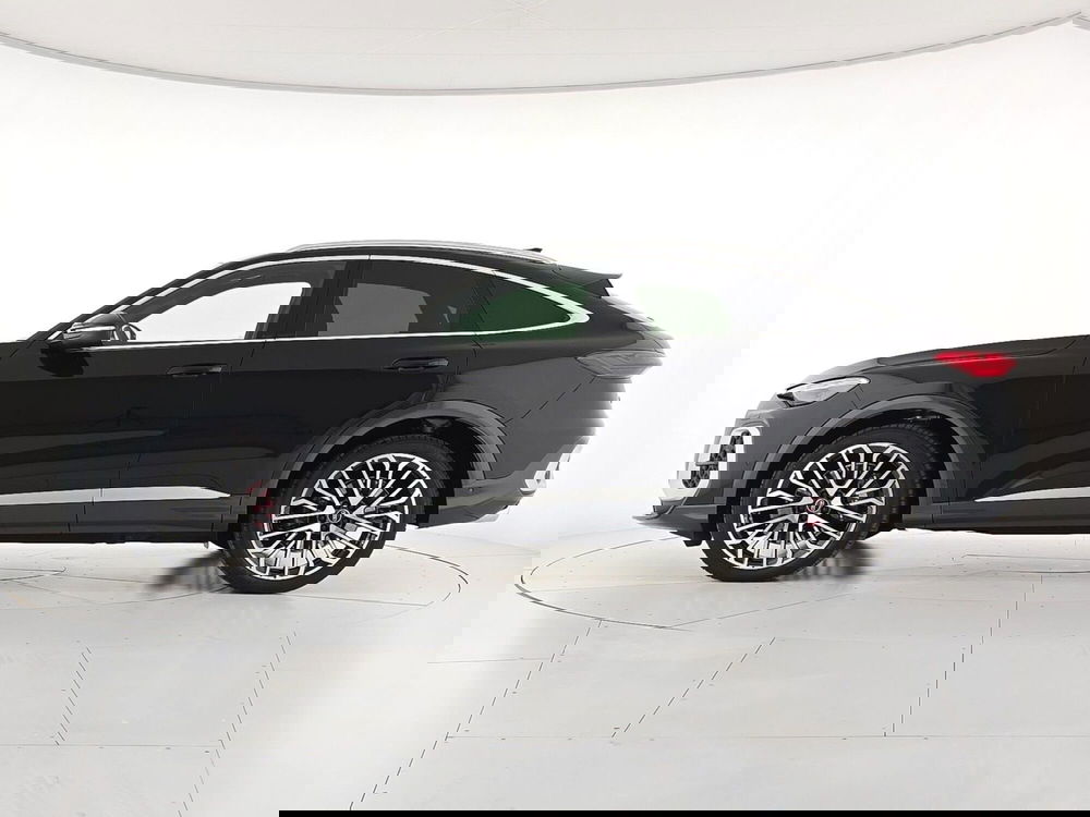 Audi Q5 Sportback nuova a Alessandria (3)