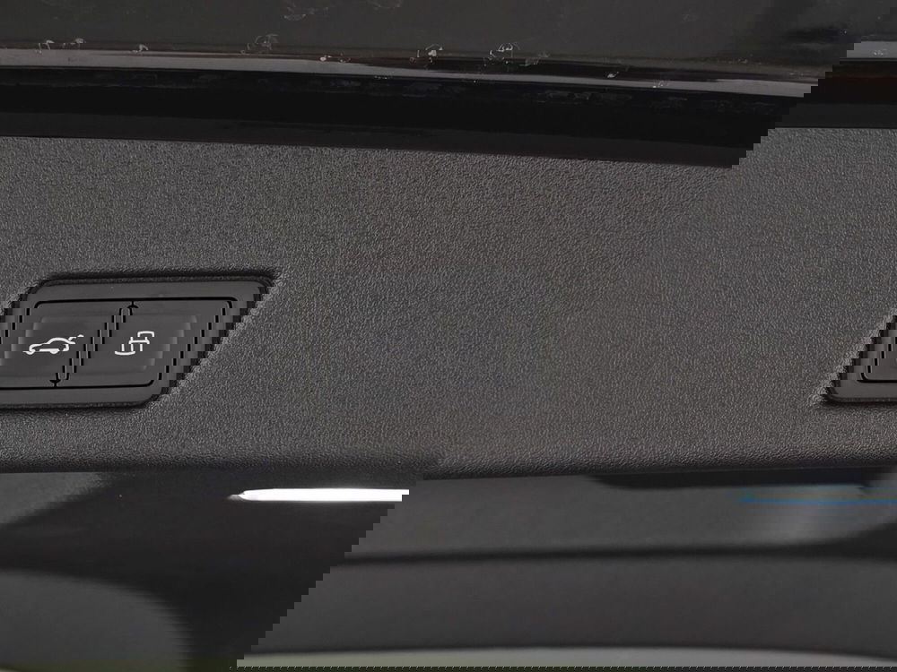 Audi Q5 Sportback nuova a Alessandria (9)