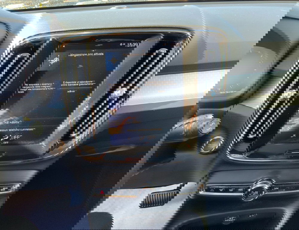 Volvo XC40 usata a Perugia (7)