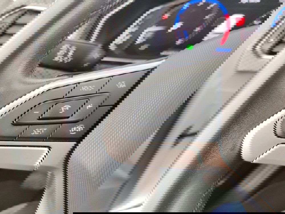 Volkswagen T-Cross usata a Massa-Carrara (14)