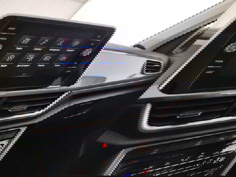Volkswagen T-Roc usata a Massa-Carrara (12)