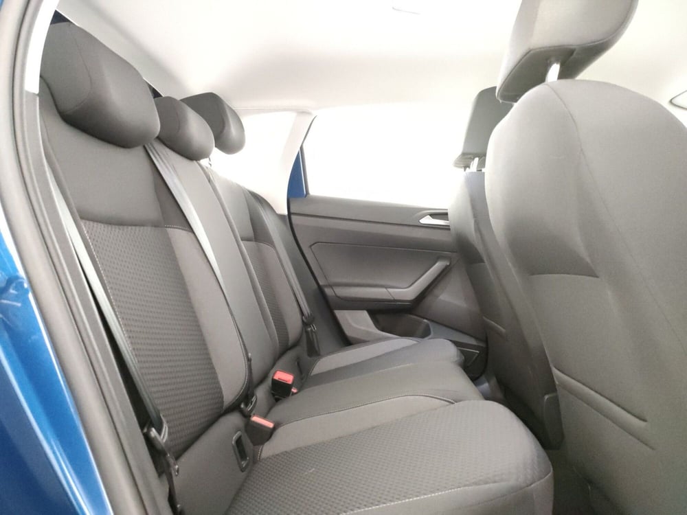 Volkswagen Taigo usata a Napoli (9)